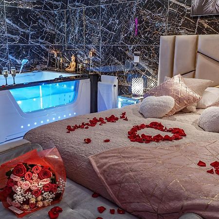 Magnifique Loft / Spa En Face De La Cathedrale ! Narbona Exterior foto